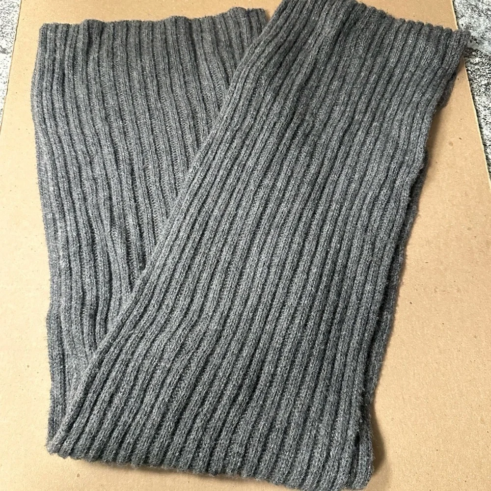 POLO RALPH LAUREN Men grey wool gorpcore career quiet luxury ribbed scarf